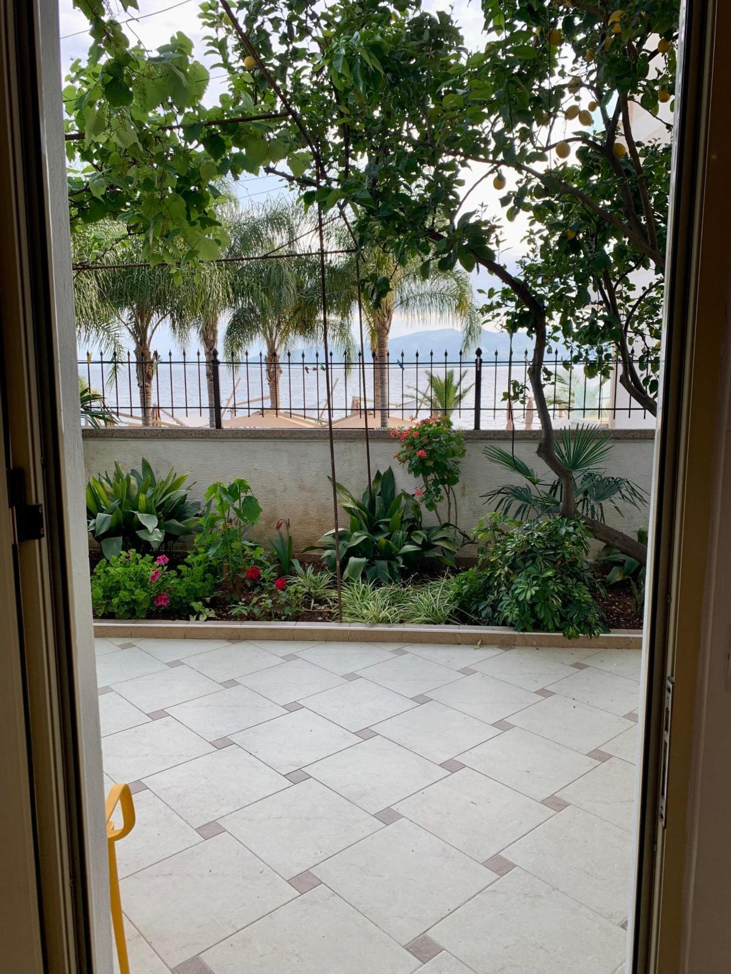Duka Apts Sarandë 外观 照片